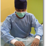 下肢静脈瘤のレーザー治療風景